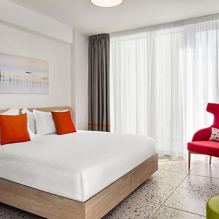 Quadro Hotel, Trademark Collection By Wyndham St. Julian's Exteriör bild