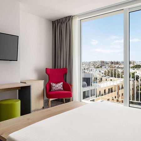 Quadro Hotel, Trademark Collection By Wyndham St. Julian's Exteriör bild