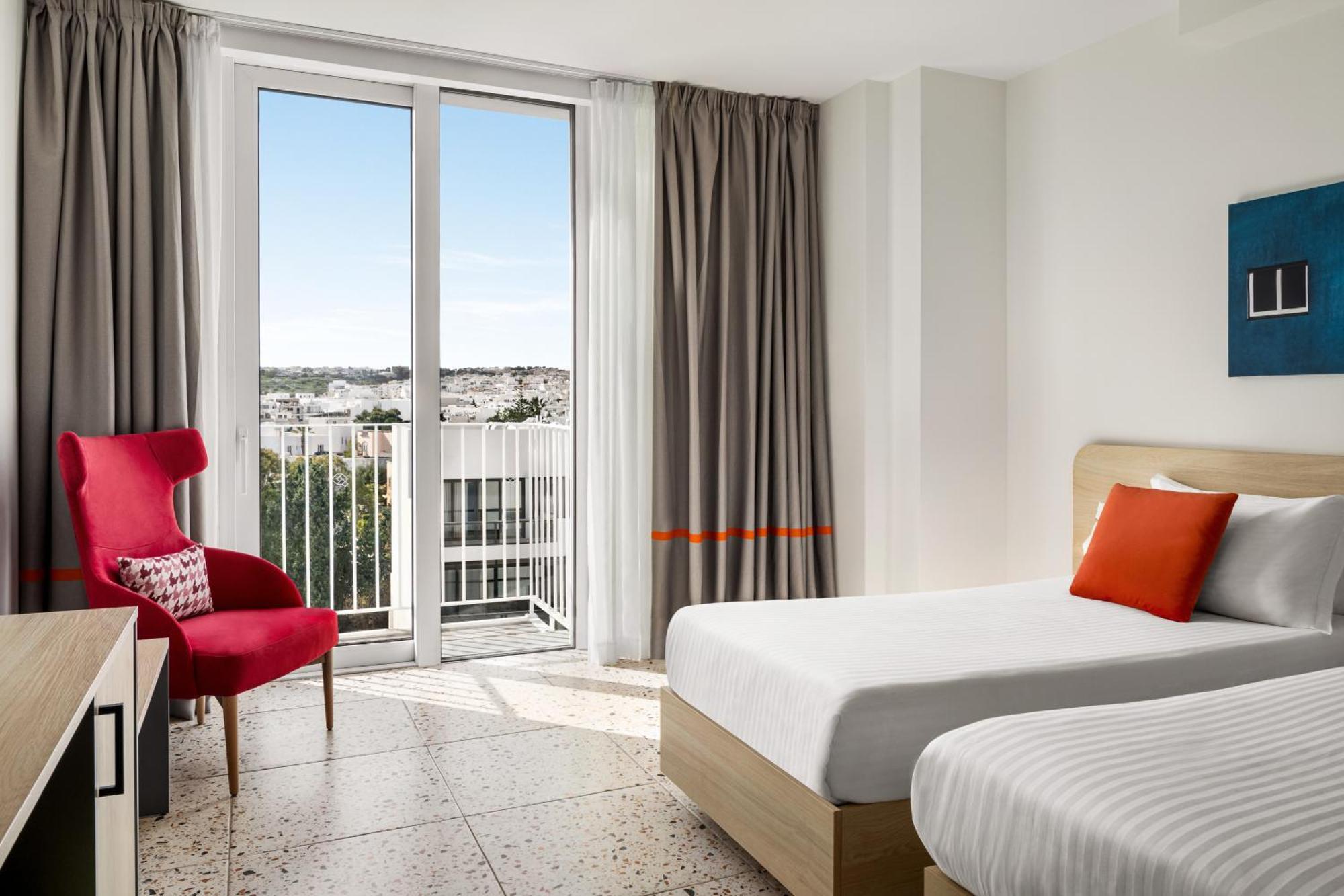 Quadro Hotel, Trademark Collection By Wyndham St. Julian's Exteriör bild