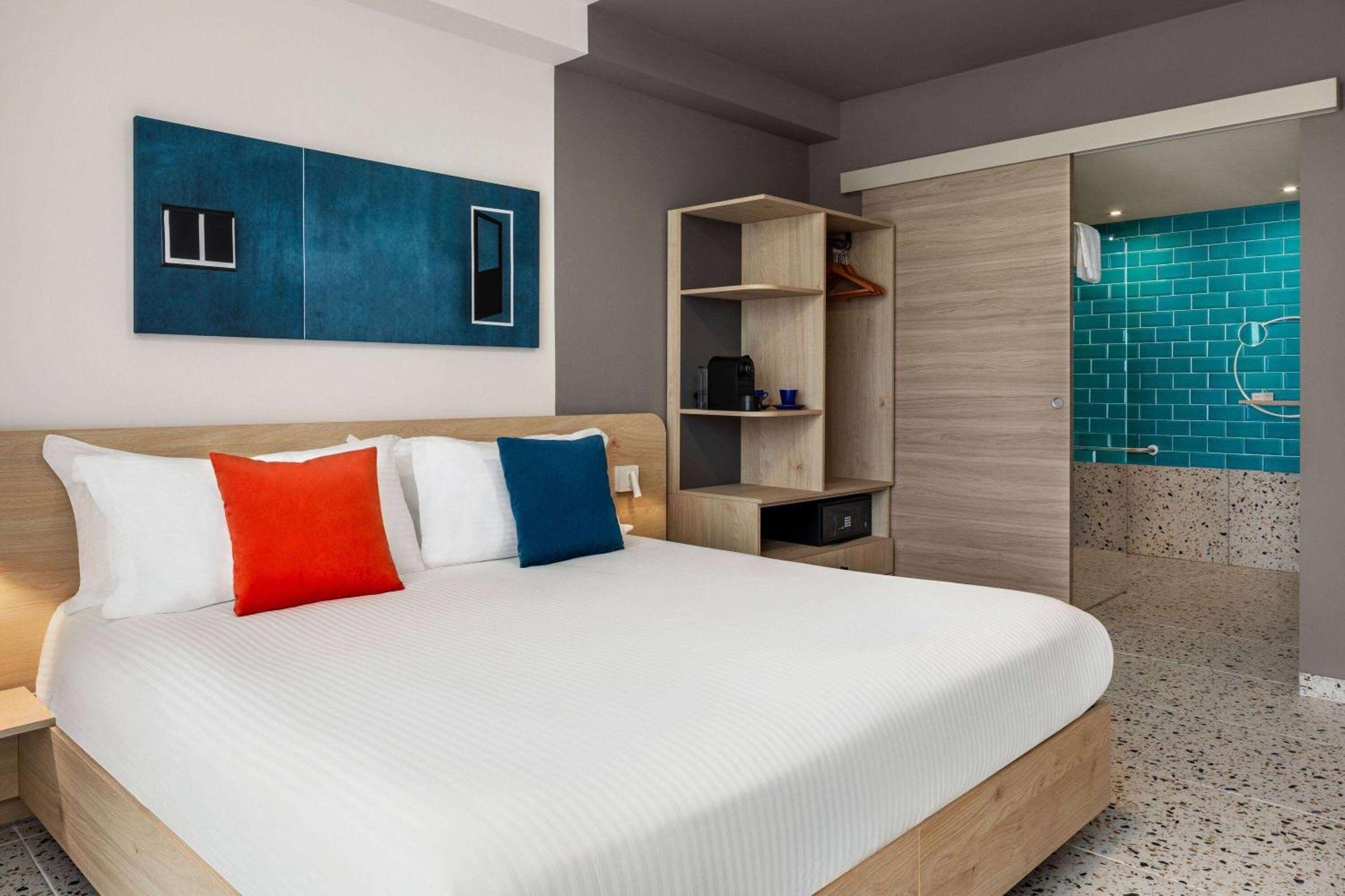 Quadro Hotel, Trademark Collection By Wyndham St. Julian's Exteriör bild