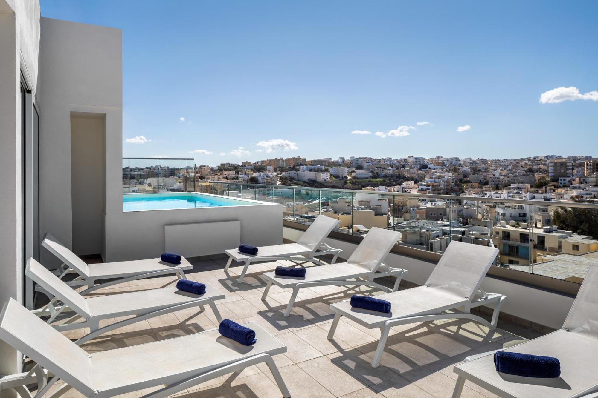 Quadro Hotel, Trademark Collection By Wyndham St. Julian's Exteriör bild